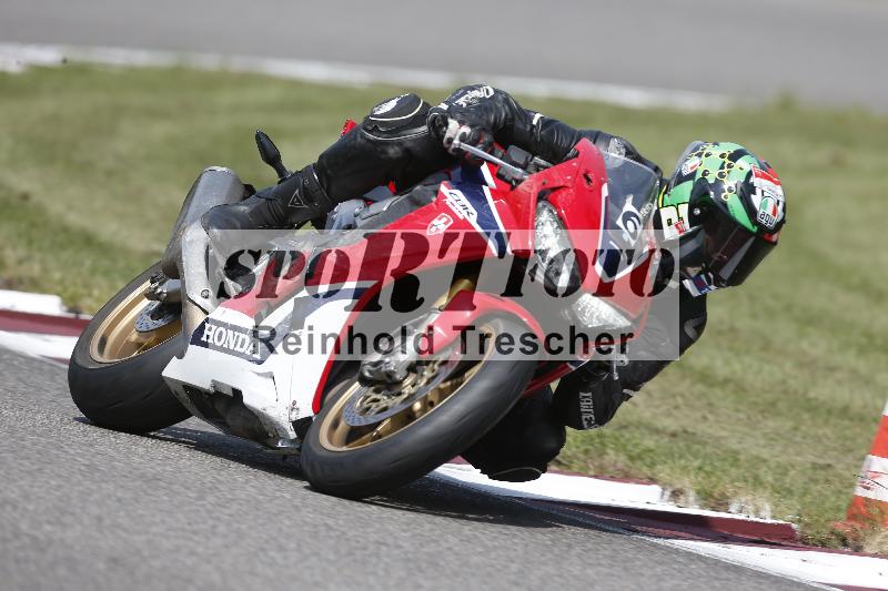 Archiv-2025/49 26.08.2025 Cornu Master School ADR/blau-bleu/6